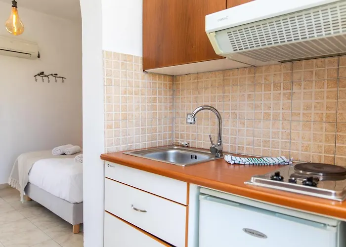 Tolakis * Plaka (Naxos)